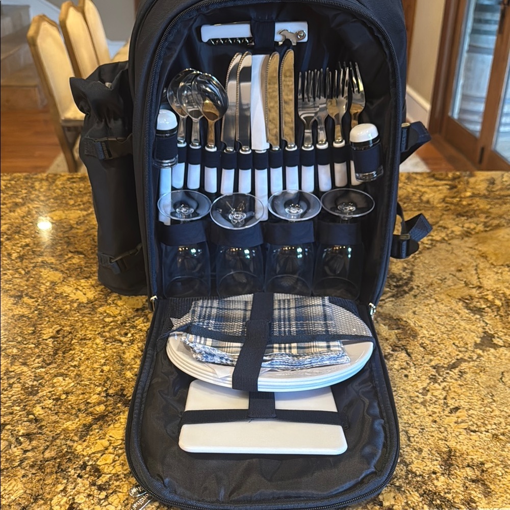 Elegant Navy Picnic Backpack Set NEW